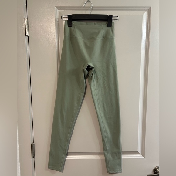 Oner Active Women's Set of 2 Leggings in Pale Green and Light Blue - Picture 4 of 8